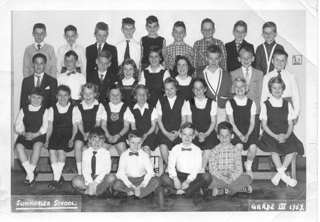 Summerlea Grade 3, 1959
 Front Row: Dean Purcell, ?, Barry Phillips, Phil Spears. Second Row: SueAnne Jennings, Barbara Barber,